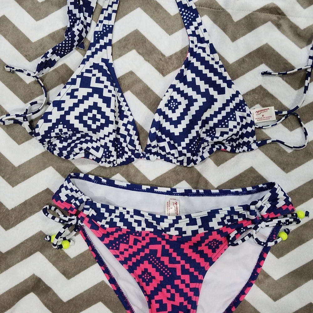 Arizona bikini